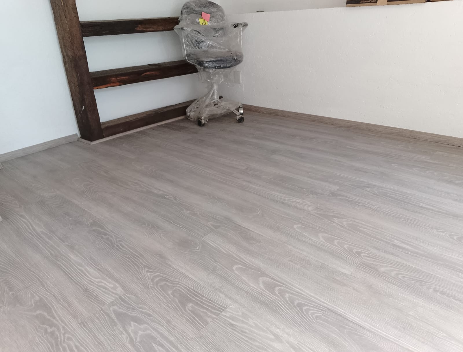 WhatsApp Image 2024-04-09 at 1.19.39 PM (4)